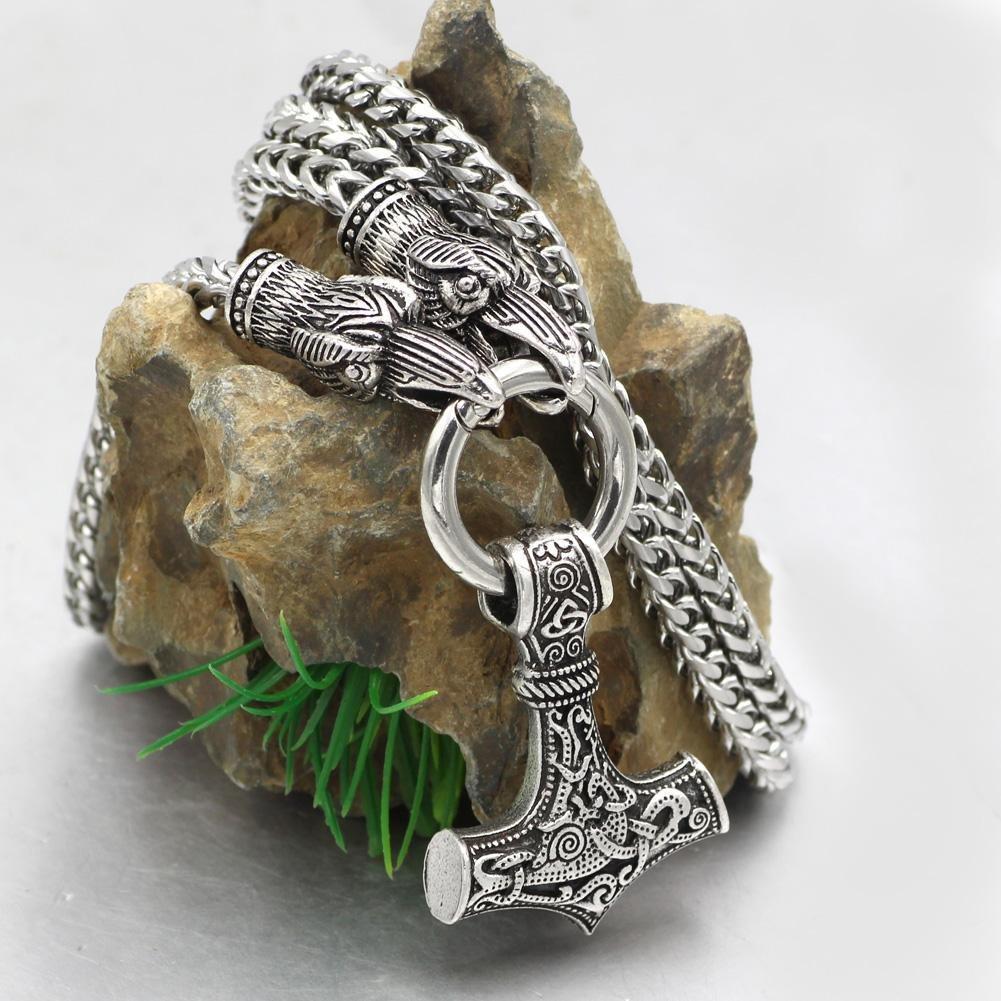 King Chain With Odin'S Ravens & Mjolnir Pendant