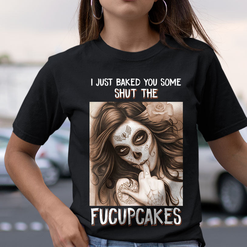 Shut the fucupcakes for women Viking T Shirt