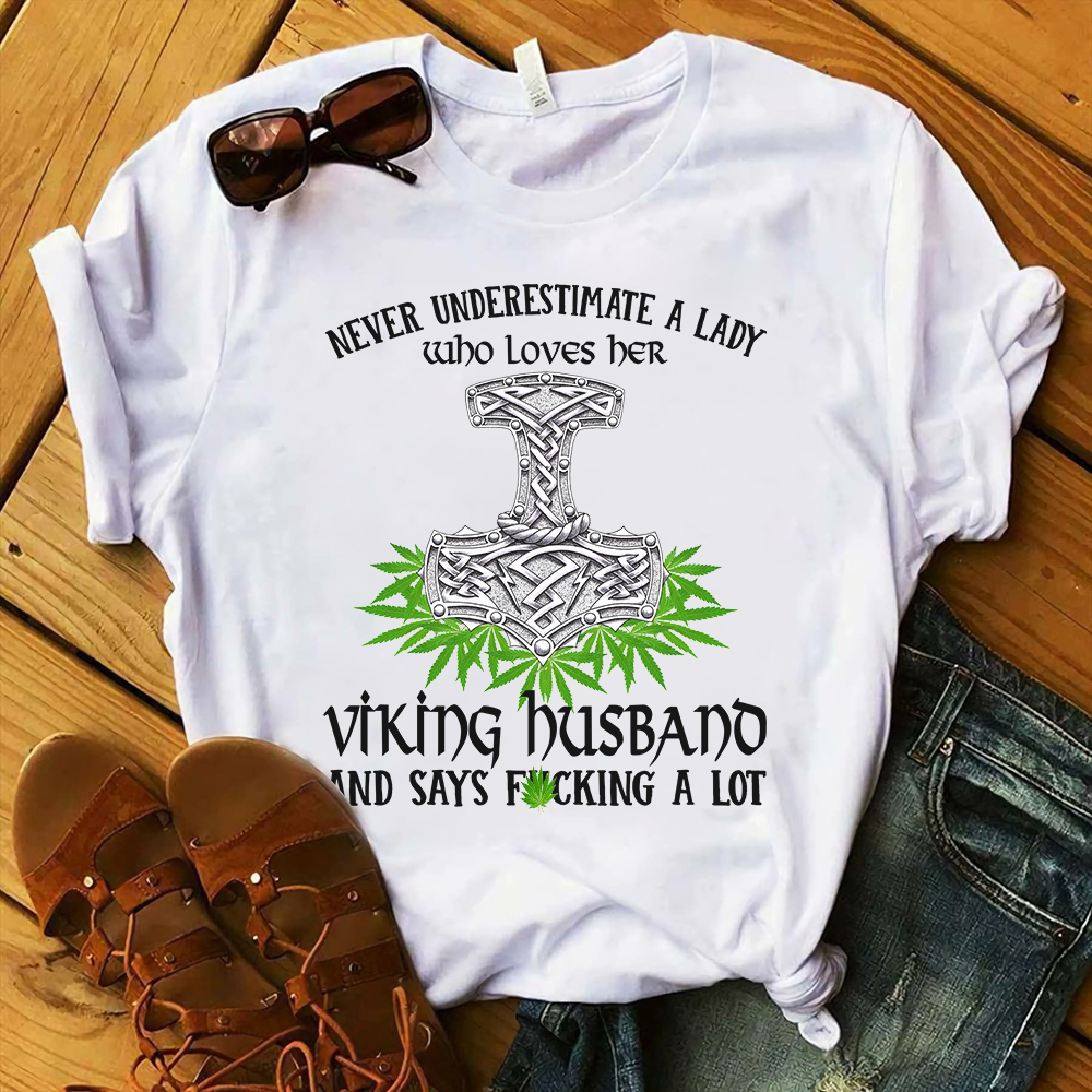 Never Underestimate Viking Wife Viking T-shirt